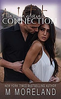 An Instant Connection (Insta-Spark) by Melanie Moreland